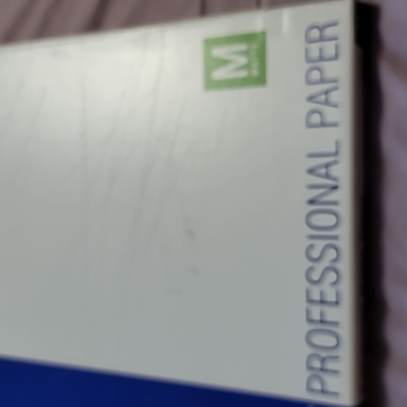 Epson Professional Photo Paper, Matte photo paper… - Picture 4 of 8